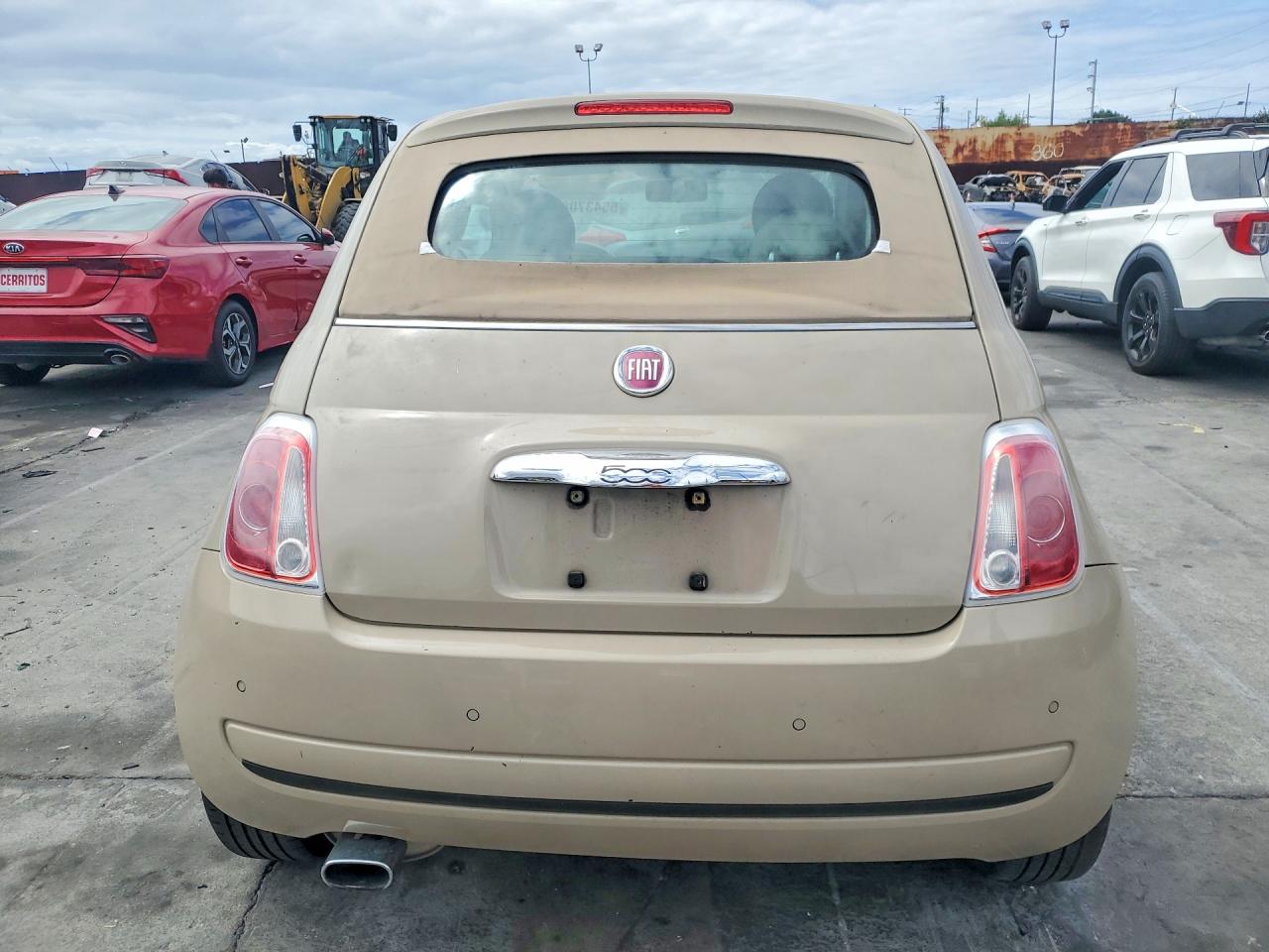 2012 FIAT 500 POP photo 11