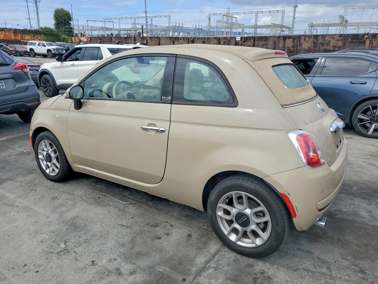 2012 FIAT 500 POP photo 3