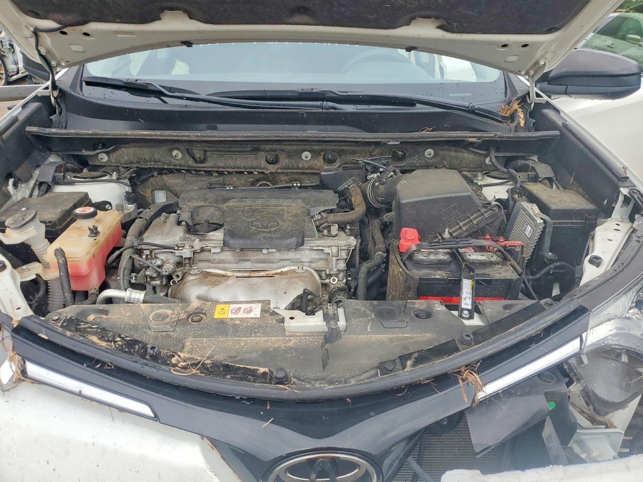 2018 TOYOTA RAV4 LE photo 21