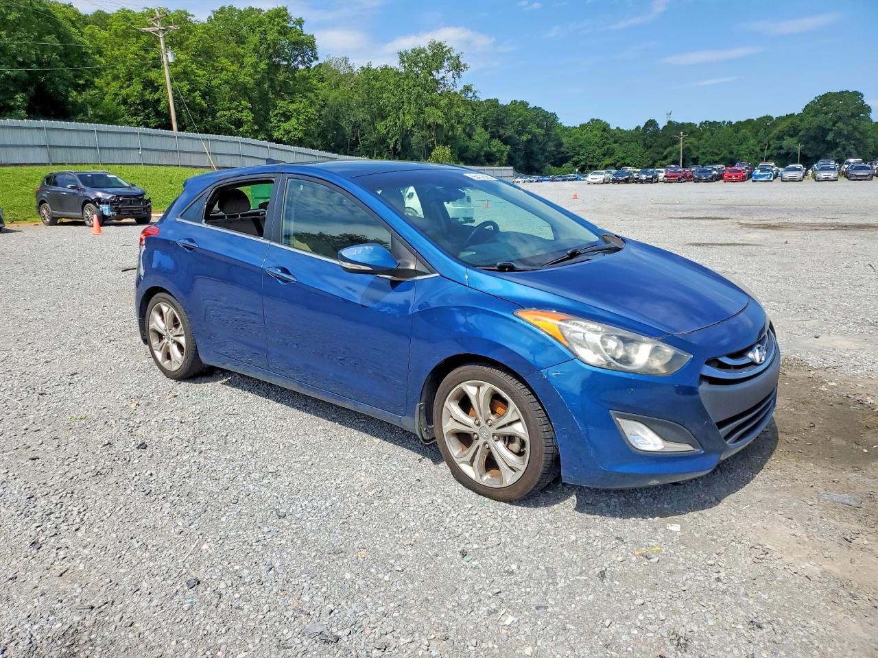 2013 HYUNDAI ELANTRA GT BASE photo 4