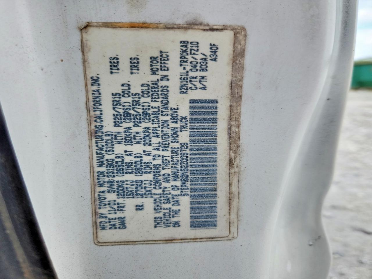 2002 TOYOTA TACOMA BASE photo 23