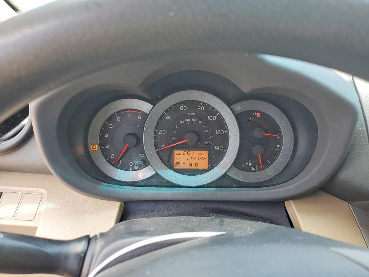 2012 TOYOTA RAV4 BASE photo 17