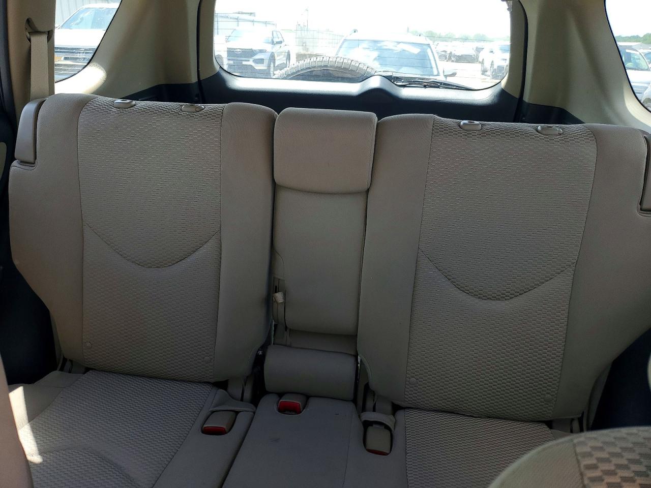 2012 TOYOTA RAV4 BASE photo 19