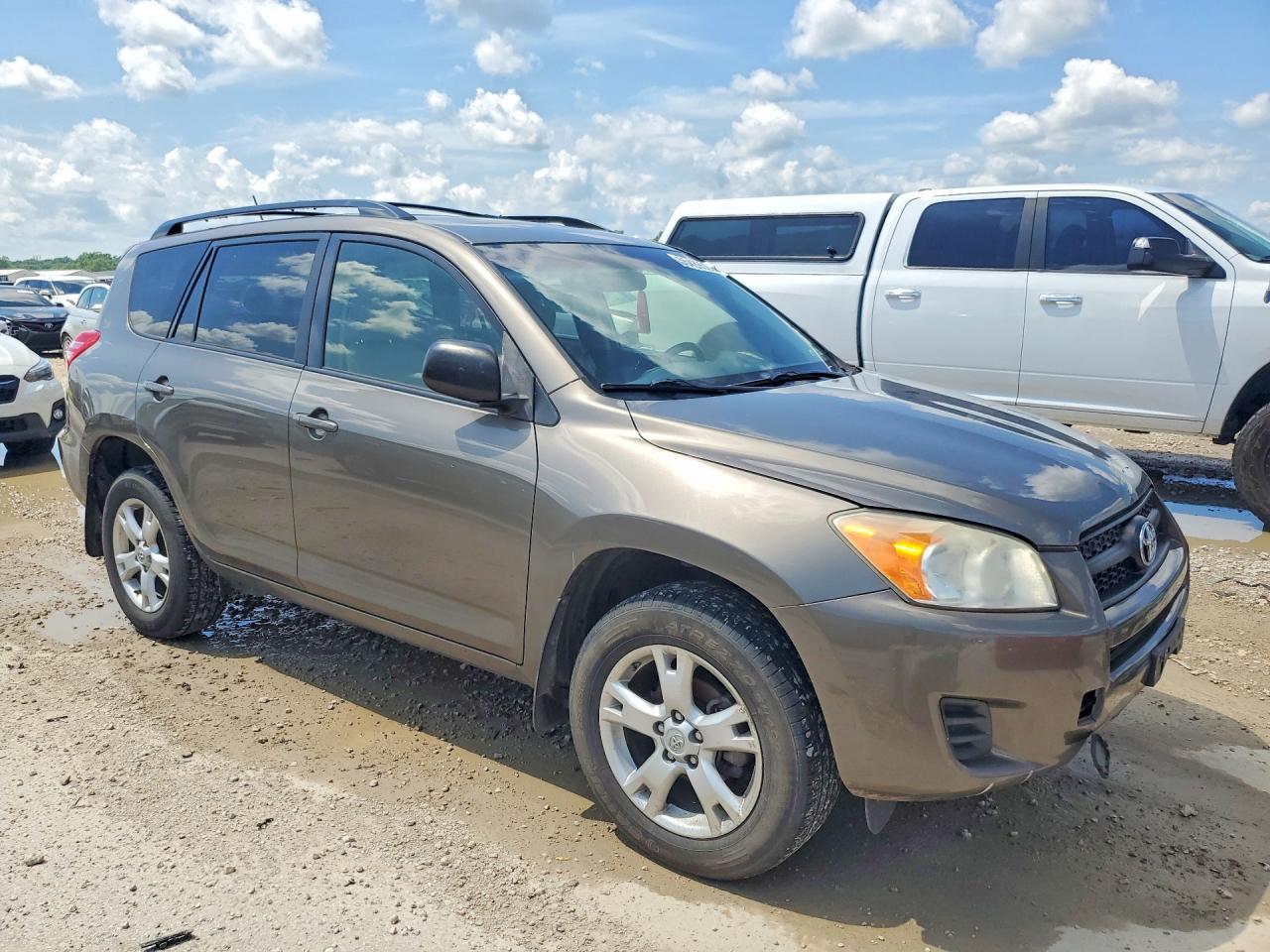 2012 TOYOTA RAV4 BASE photo 7
