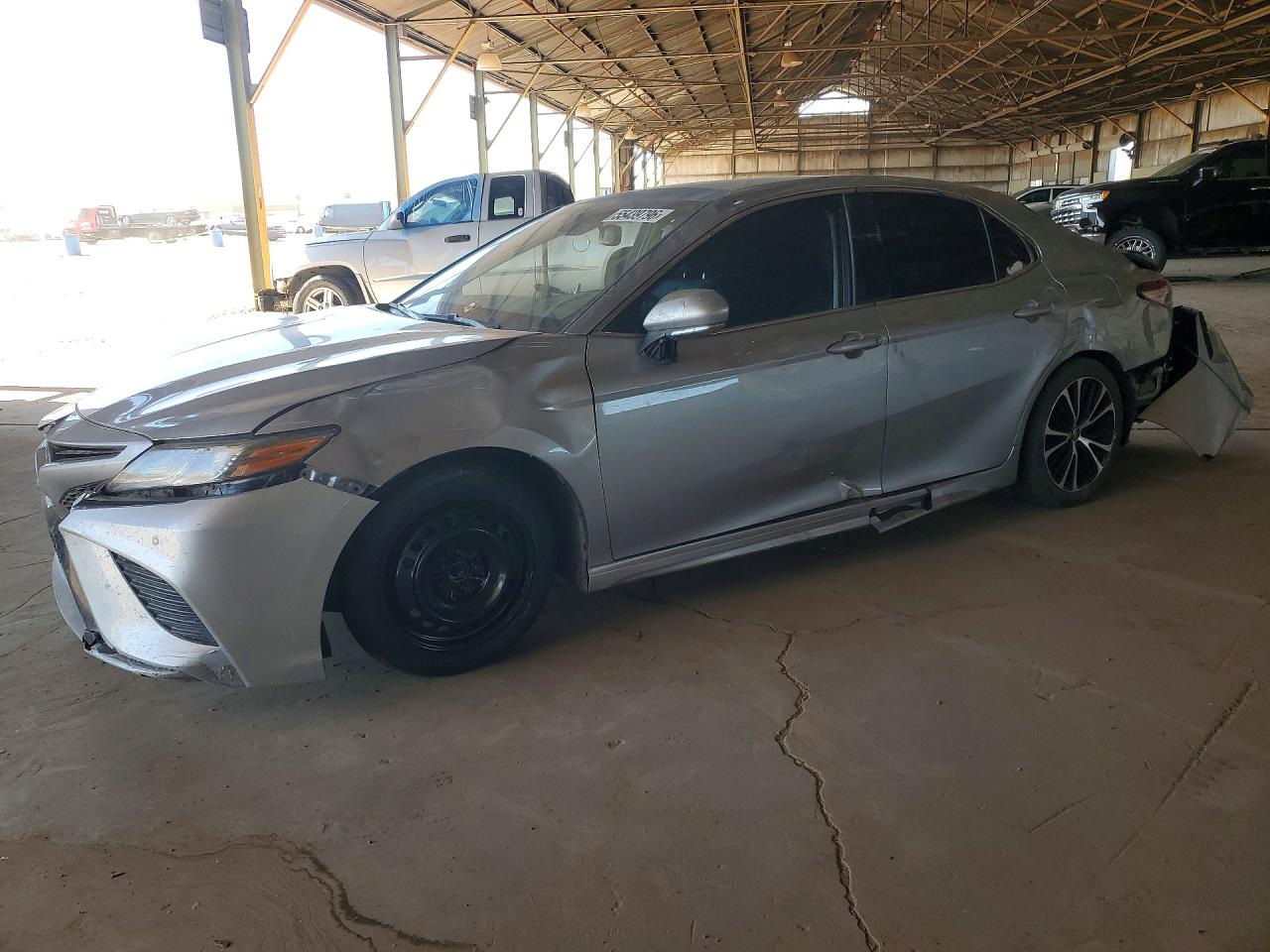 2018 TOYOTA CAMRY