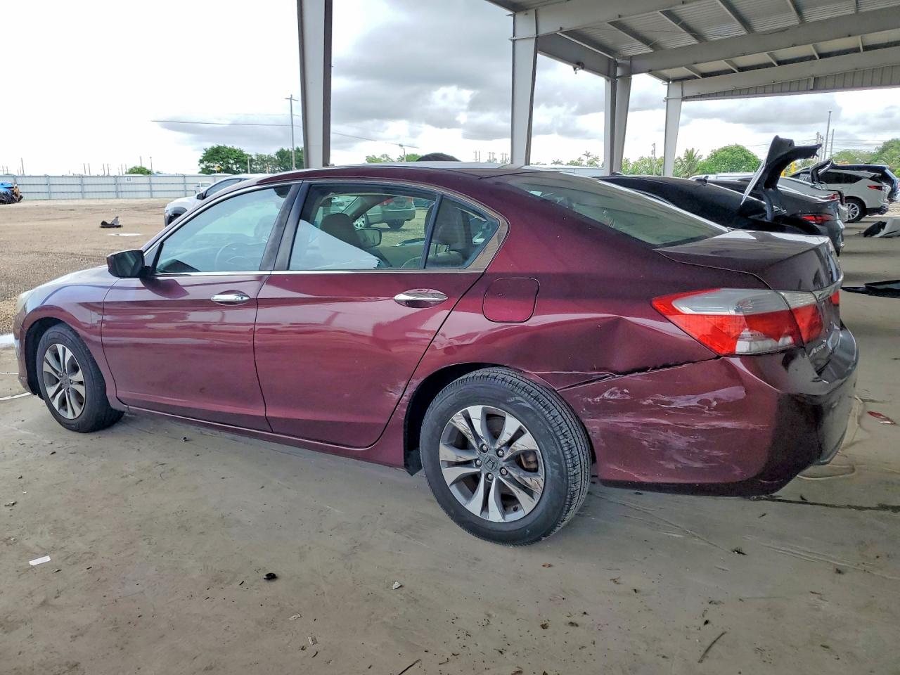 2015 HONDA ACCORD LX photo 4