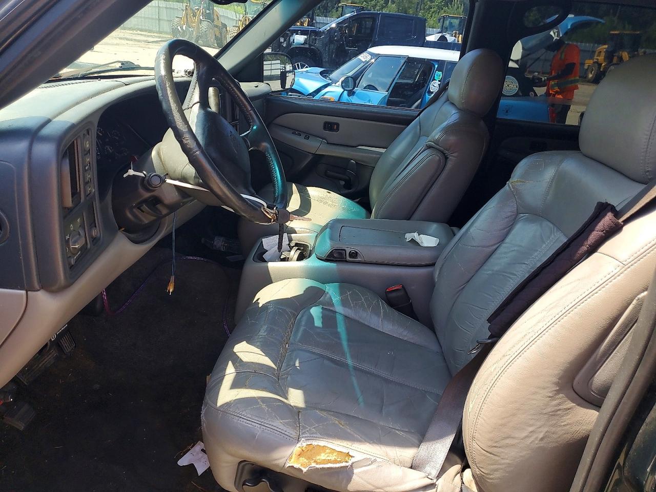 2001 CHEVROLET SUBURBAN K1500 photo 13