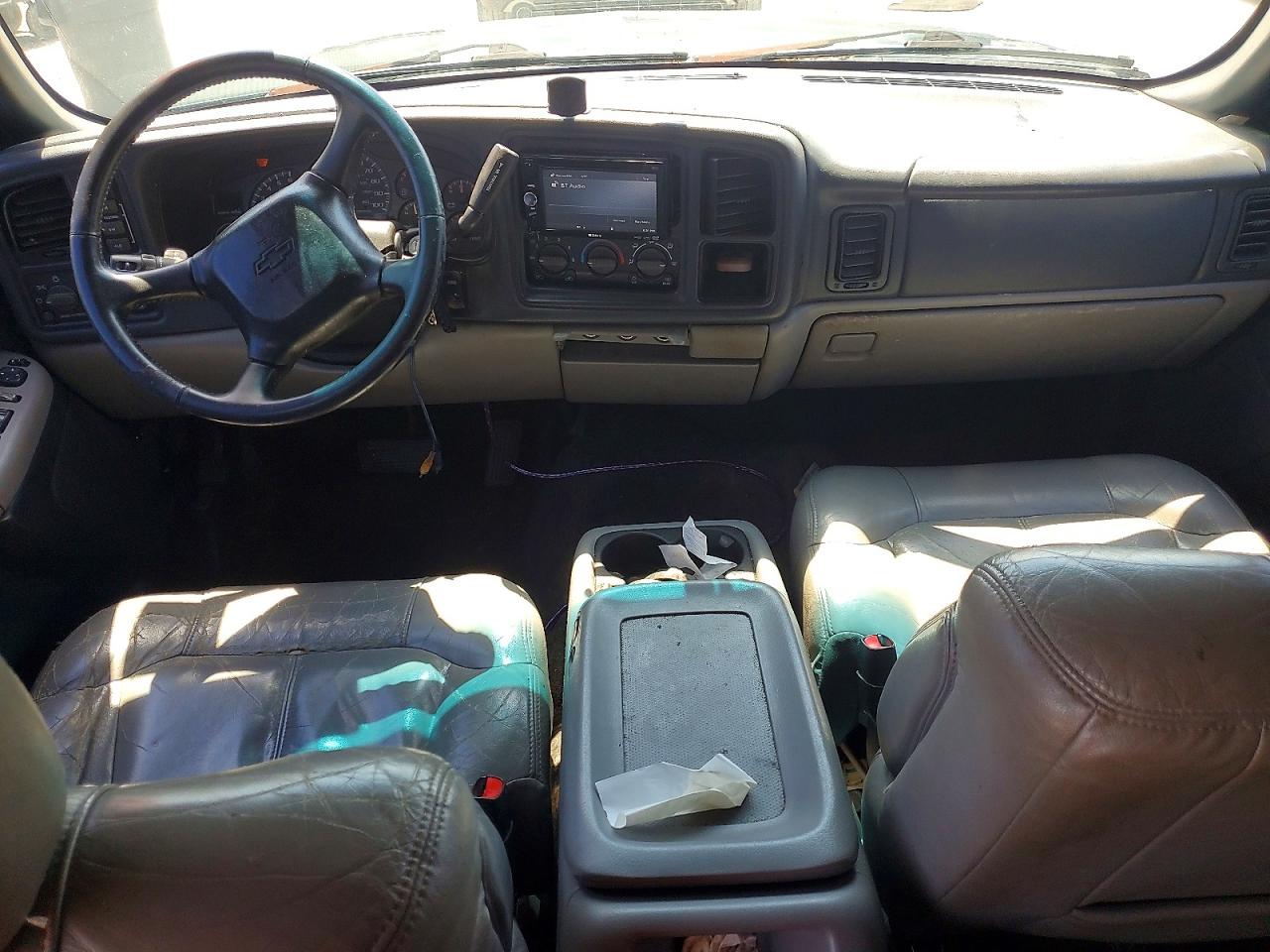 2001 CHEVROLET SUBURBAN K1500 photo 15