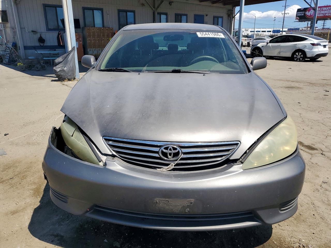 2006 TOYOTA CAMRY LE photo 5