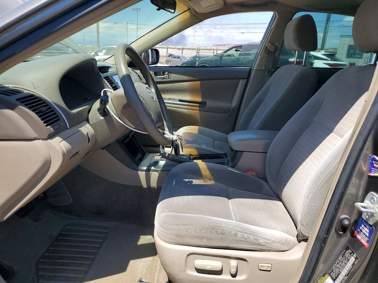 2006 TOYOTA CAMRY LE photo 7