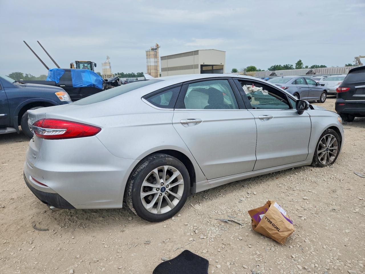 2019 FORD FUSION SE photo 5