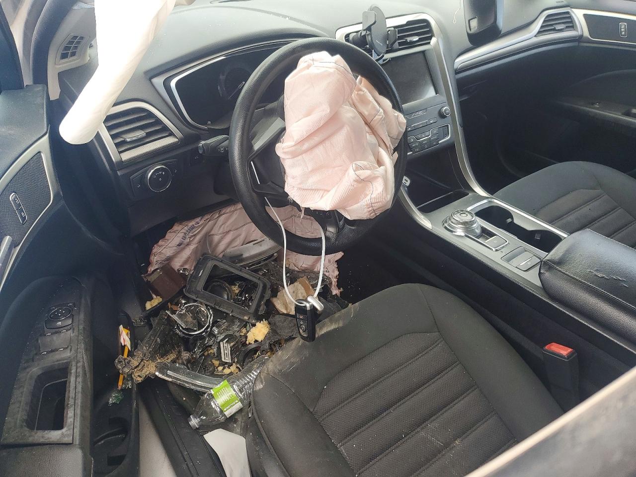 2019 FORD FUSION SE photo 15