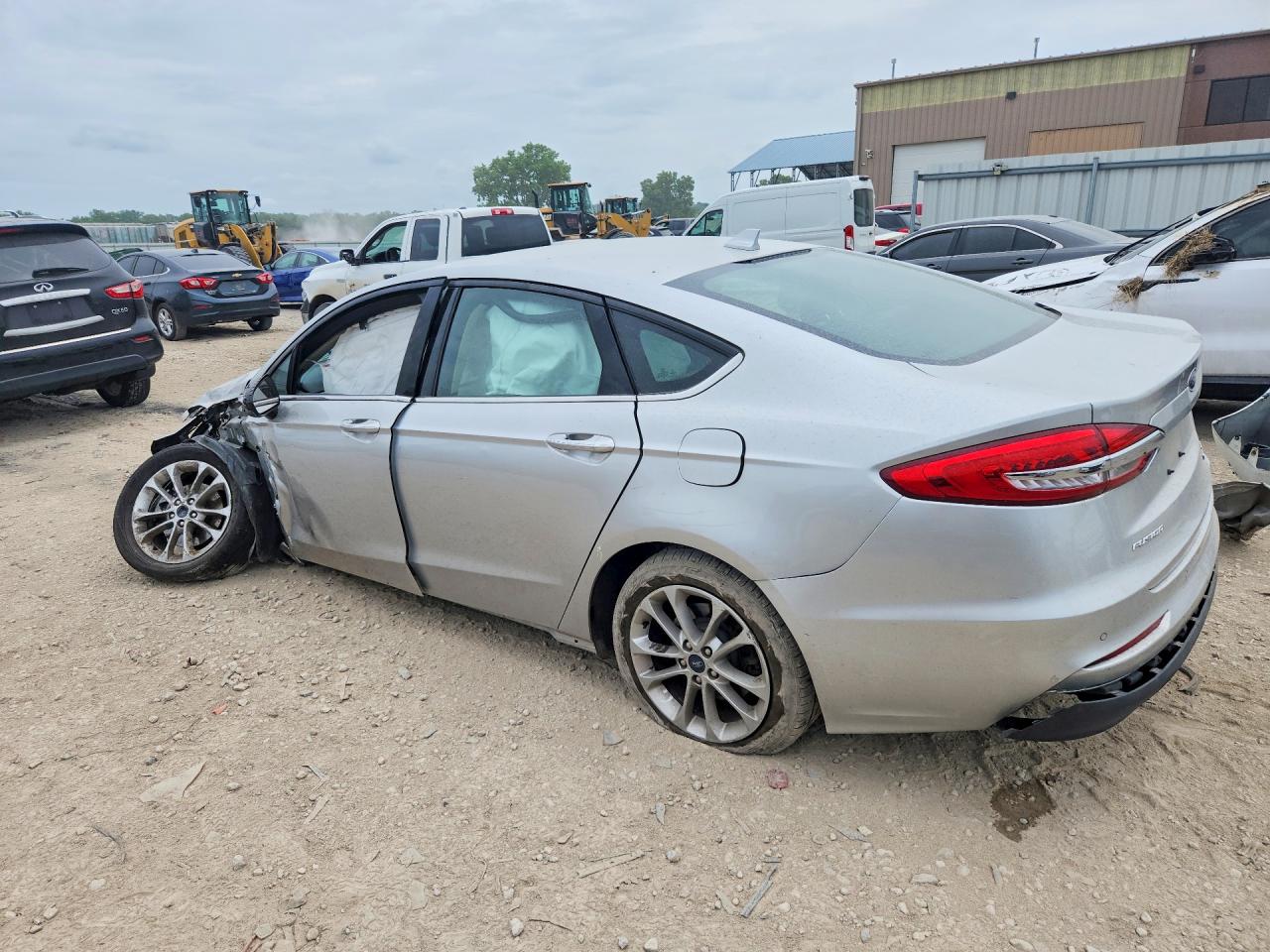 2019 FORD FUSION SE photo 3