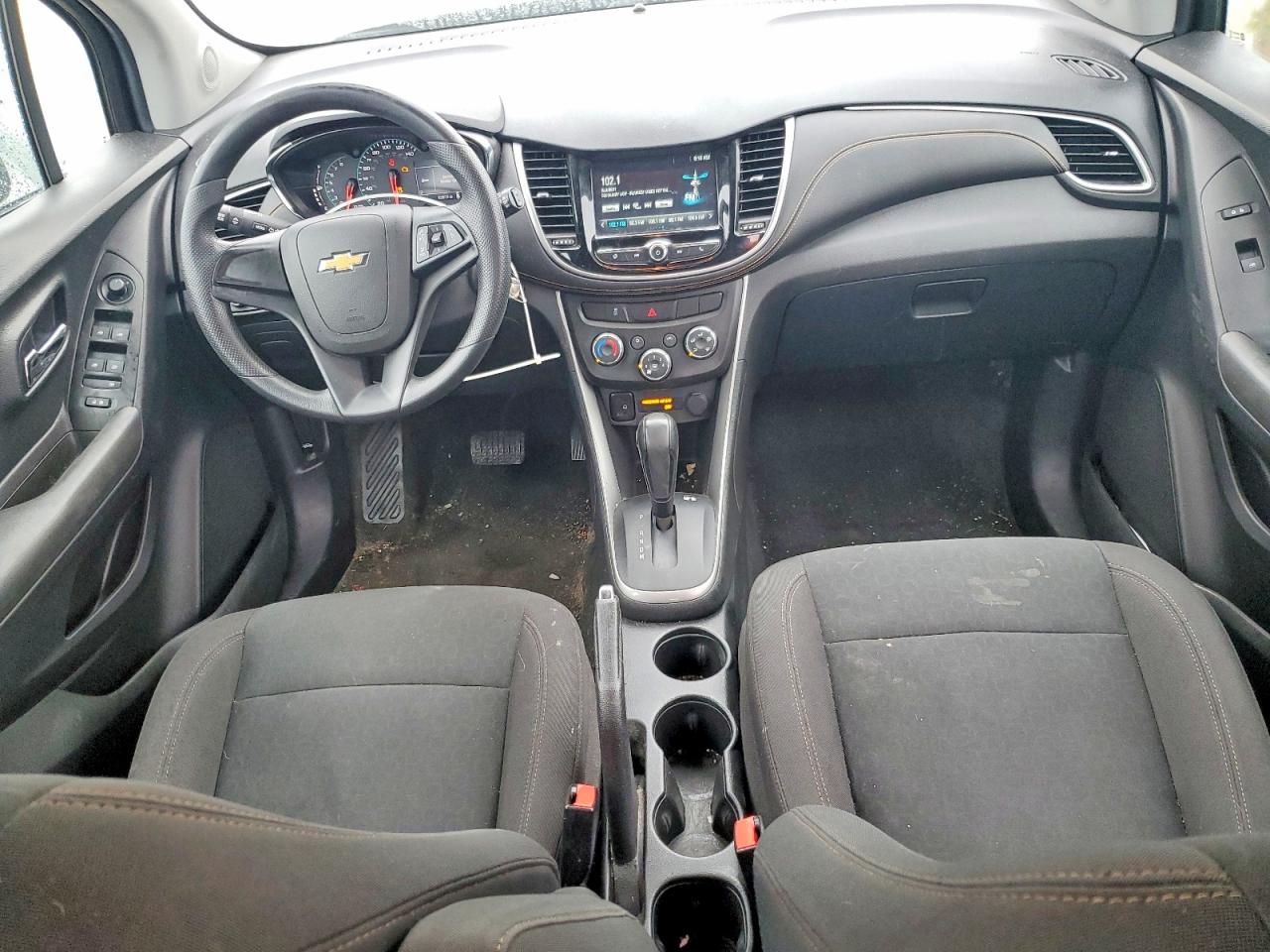 2017 CHEVROLET TRAX LS photo 15