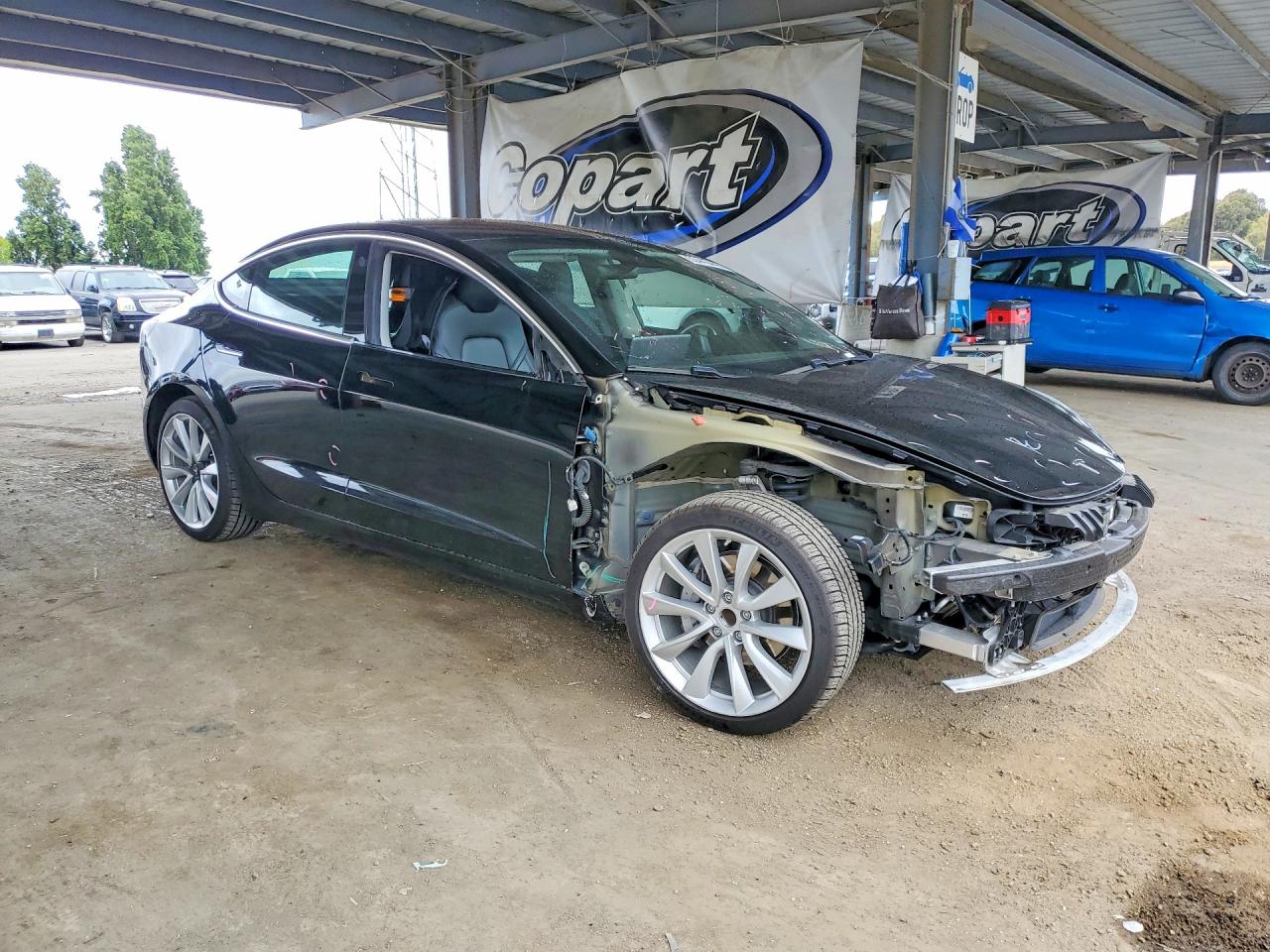 2018 TESLA MODEL 3 photo 4