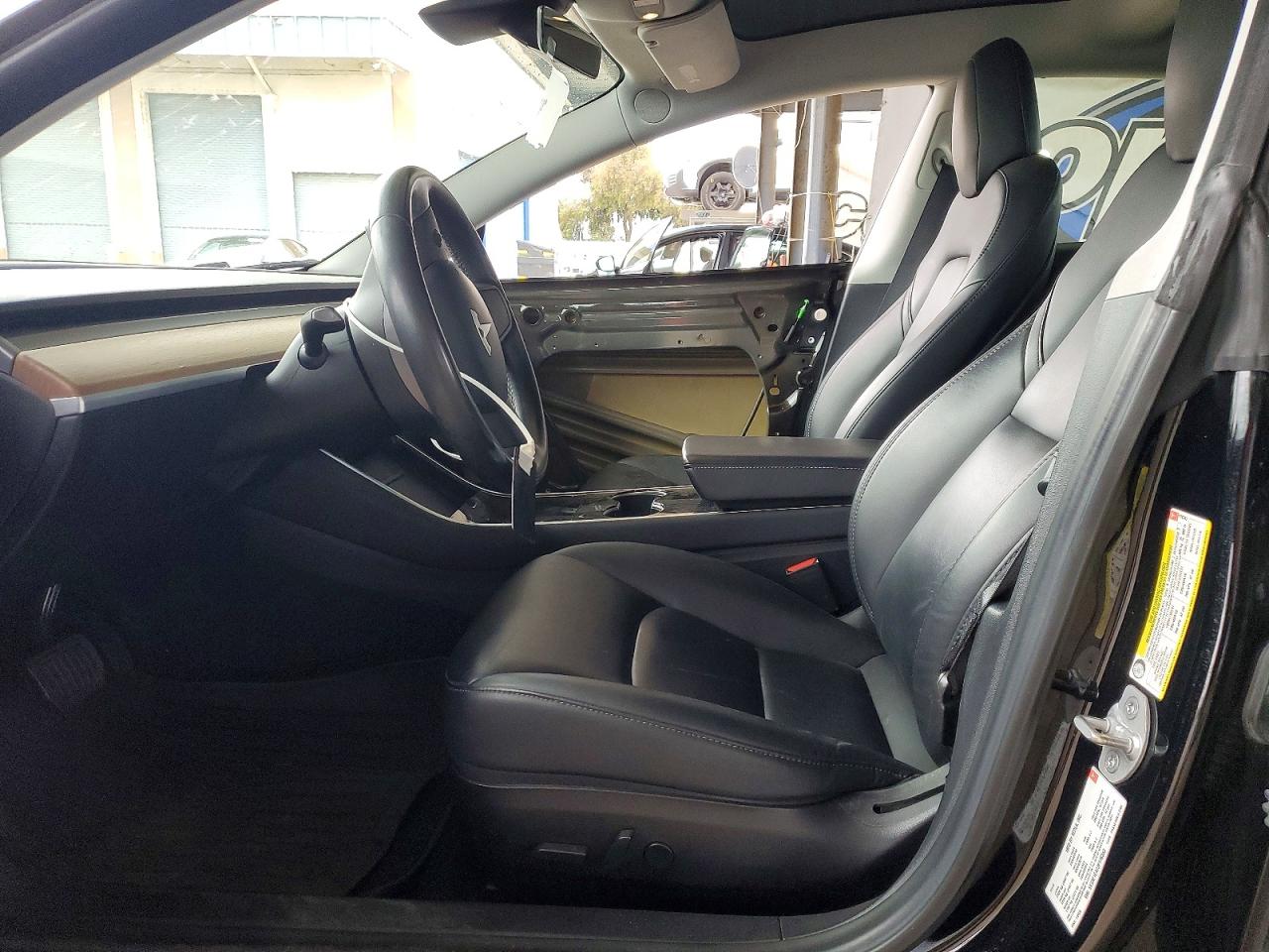2018 TESLA MODEL 3 photo 7