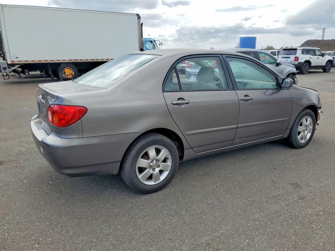 2004 TOYOTA COROLLA CE photo 5