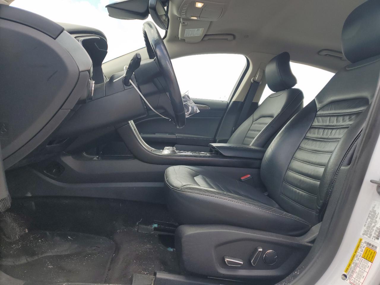 2017 FORD FUSION SE HYBRID photo 13
