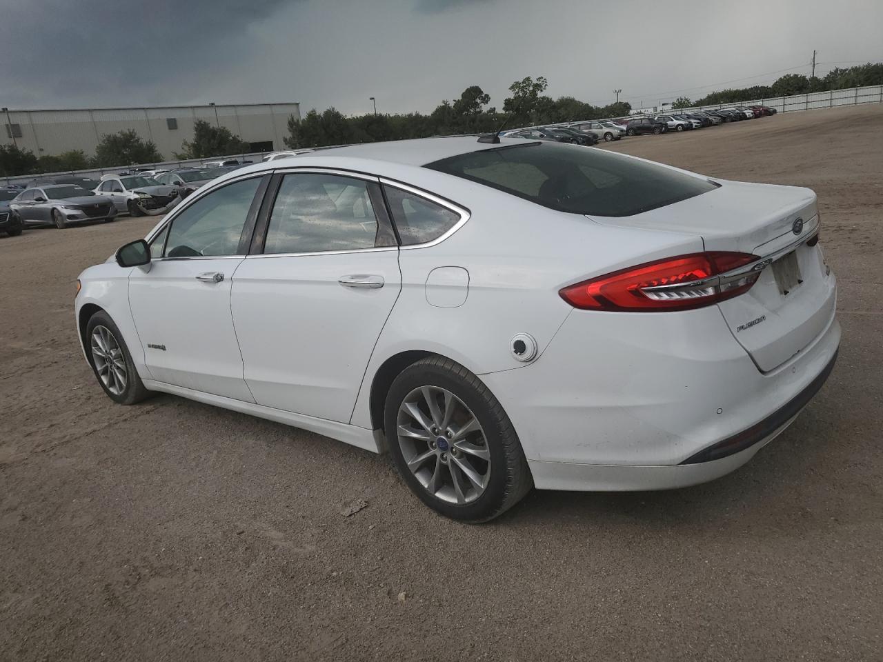 2017 FORD FUSION SE HYBRID photo 3