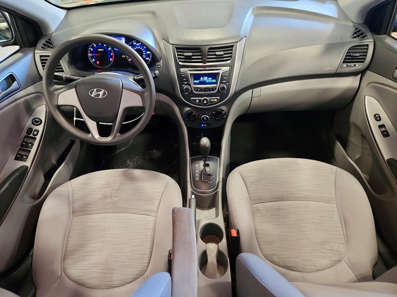 2017 HYUNDAI ACCENT SE photo 15