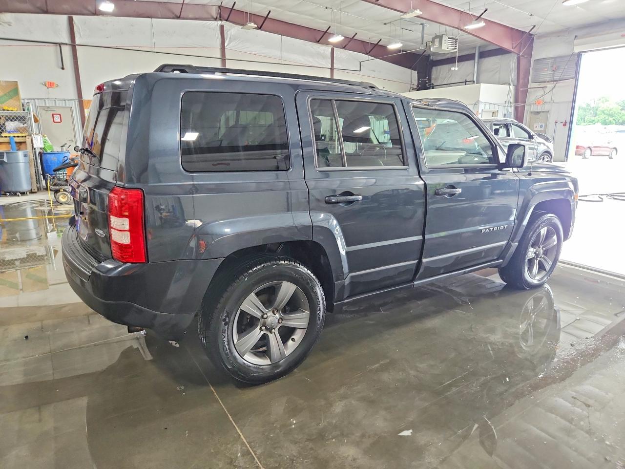 2015 JEEP PATRIOT LATITUDE photo 5