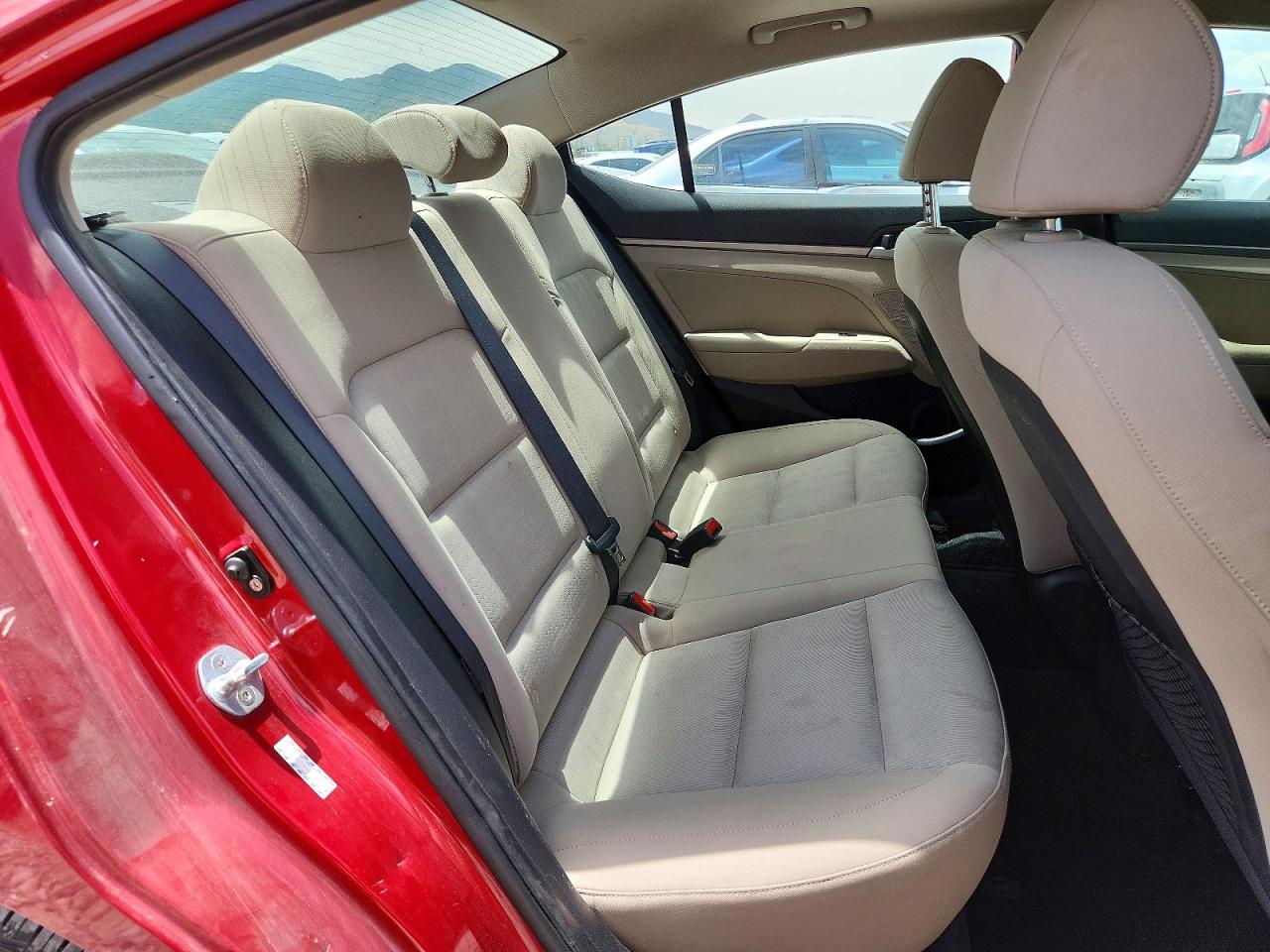 2017 HYUNDAI ELANTRA VALUE EDITION photo 28