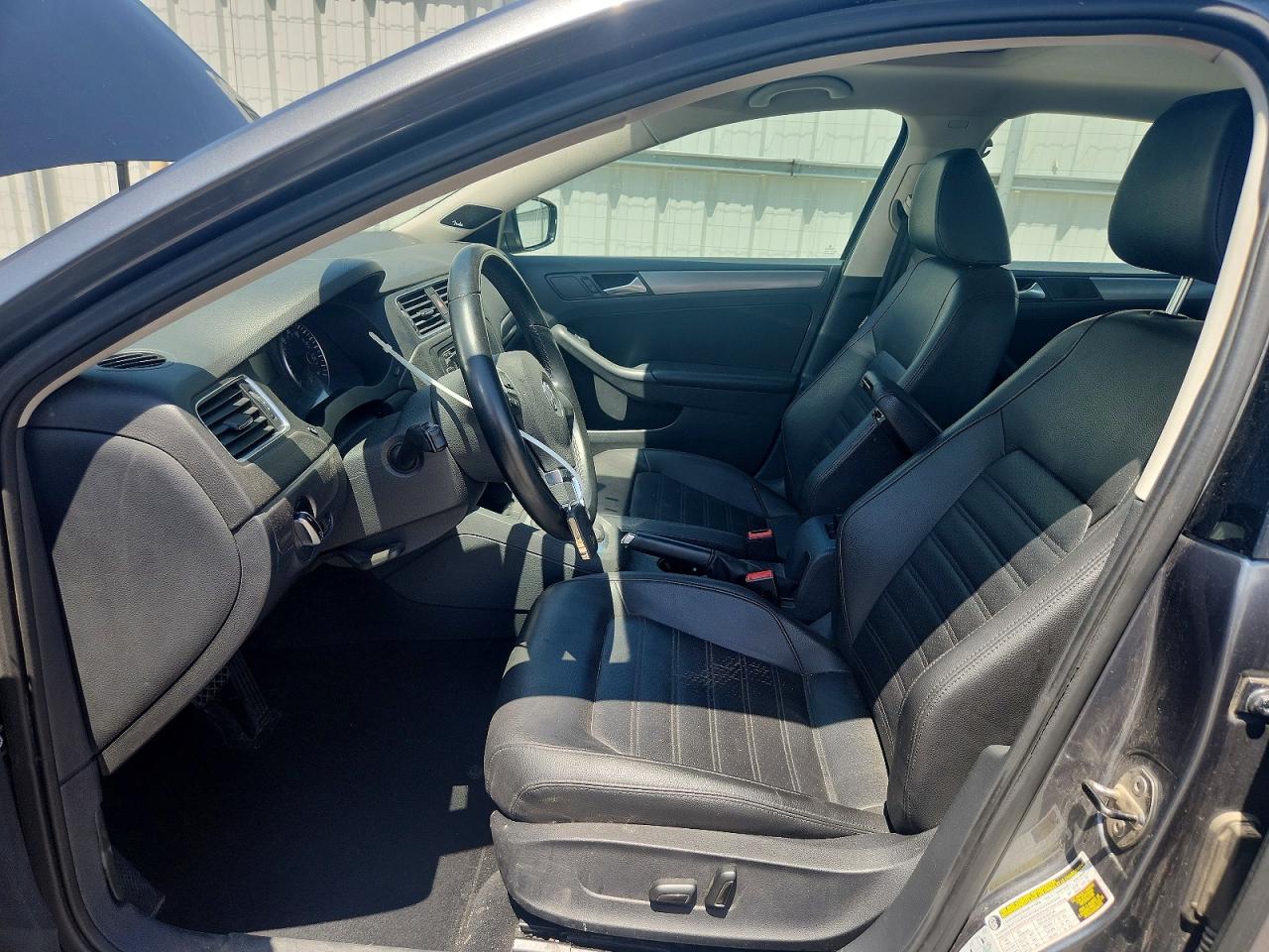 2014 VOLKSWAGEN JETTA SEL photo 19