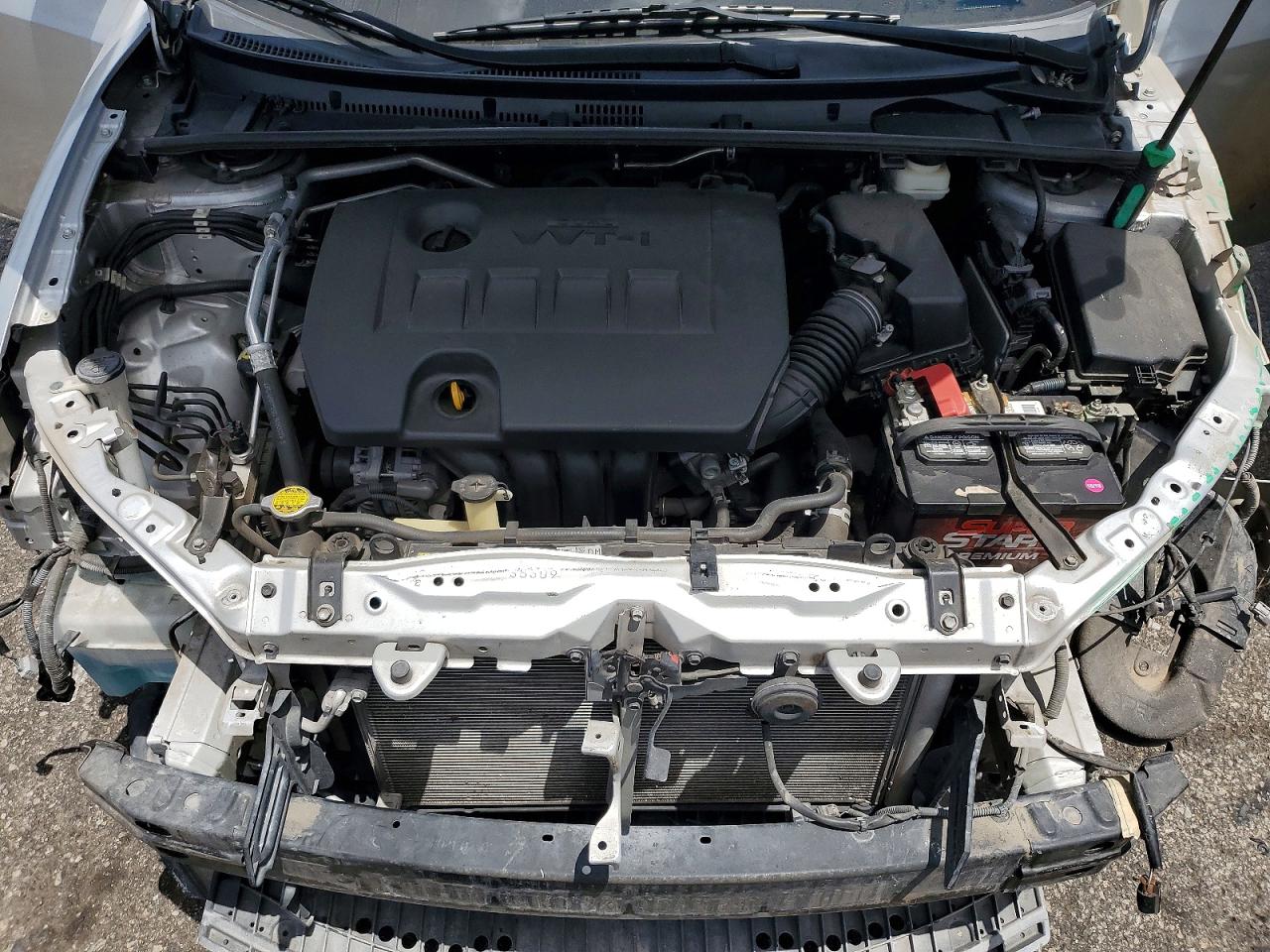 2014 TOYOTA COROLLA LE photo 21