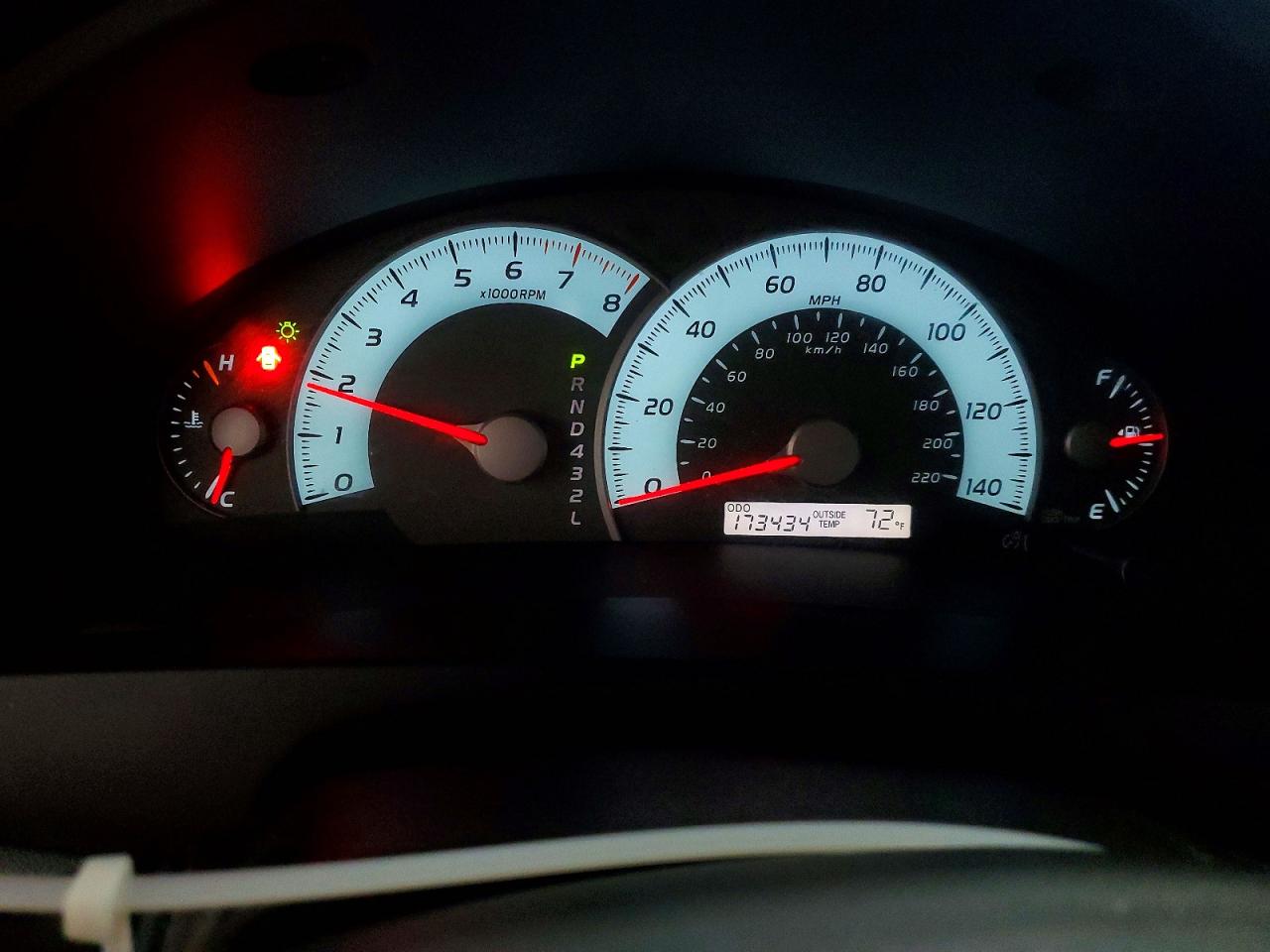 2009 TOYOTA CAMRY SE photo 25