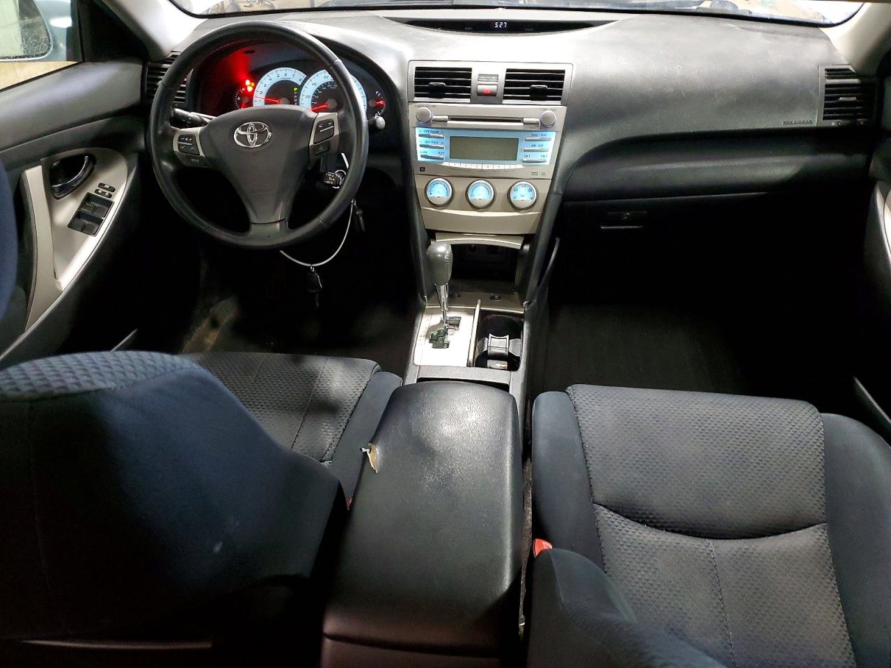 2009 TOYOTA CAMRY SE photo 22
