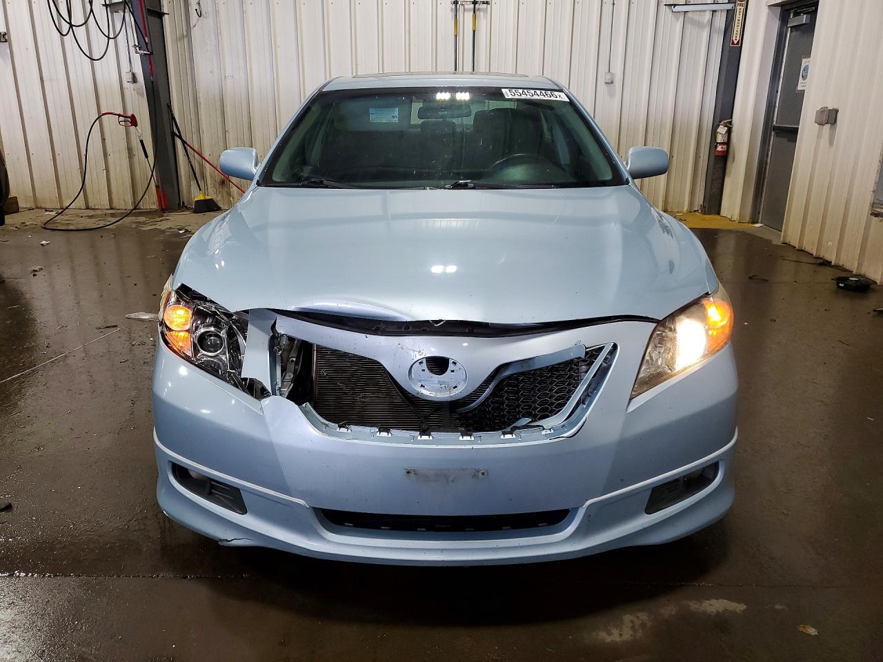 2009 TOYOTA CAMRY SE photo 13