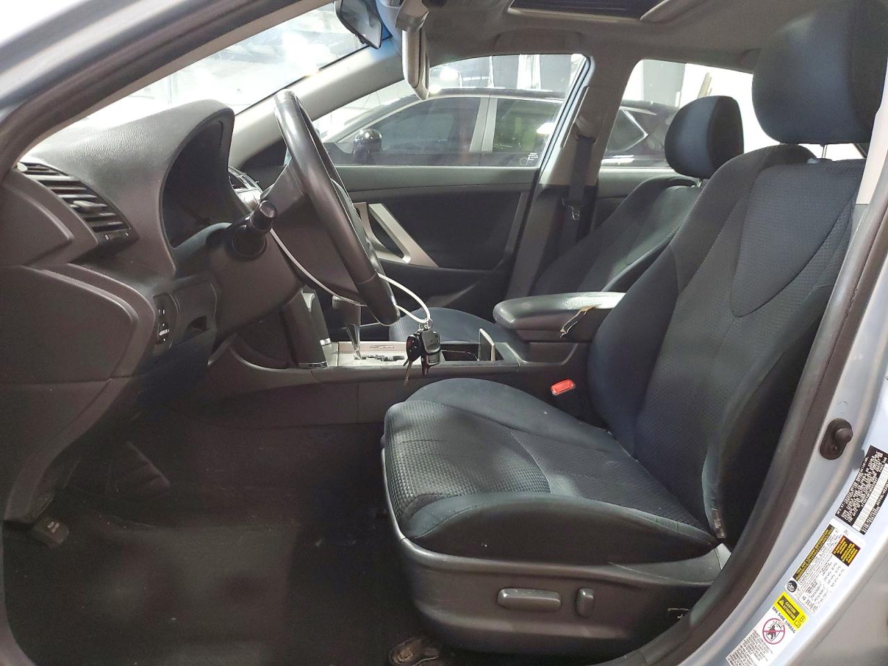 2009 TOYOTA CAMRY SE photo 19