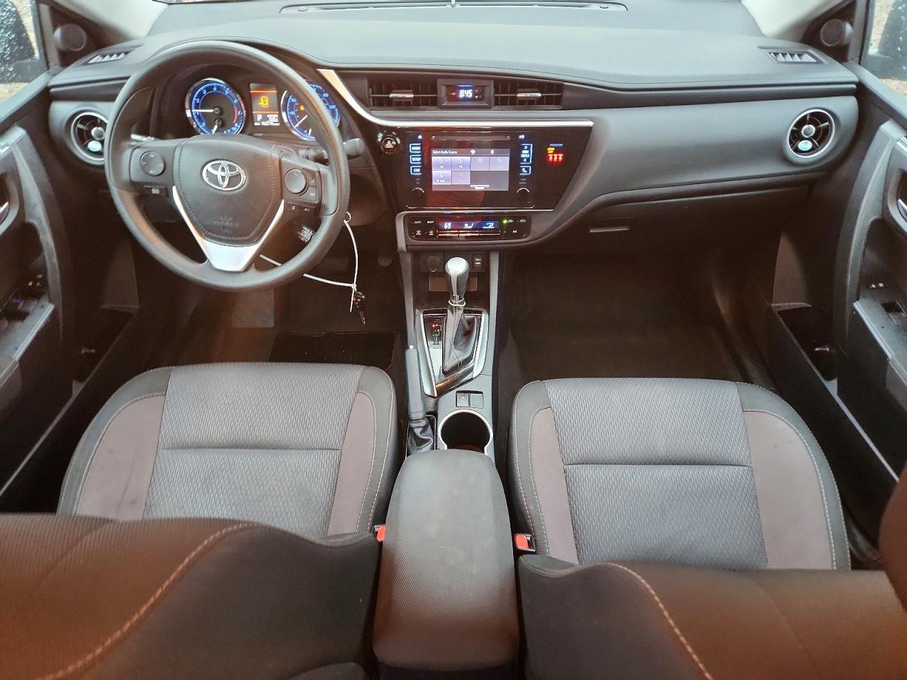 2018 TOYOTA COROLLA LE photo 22