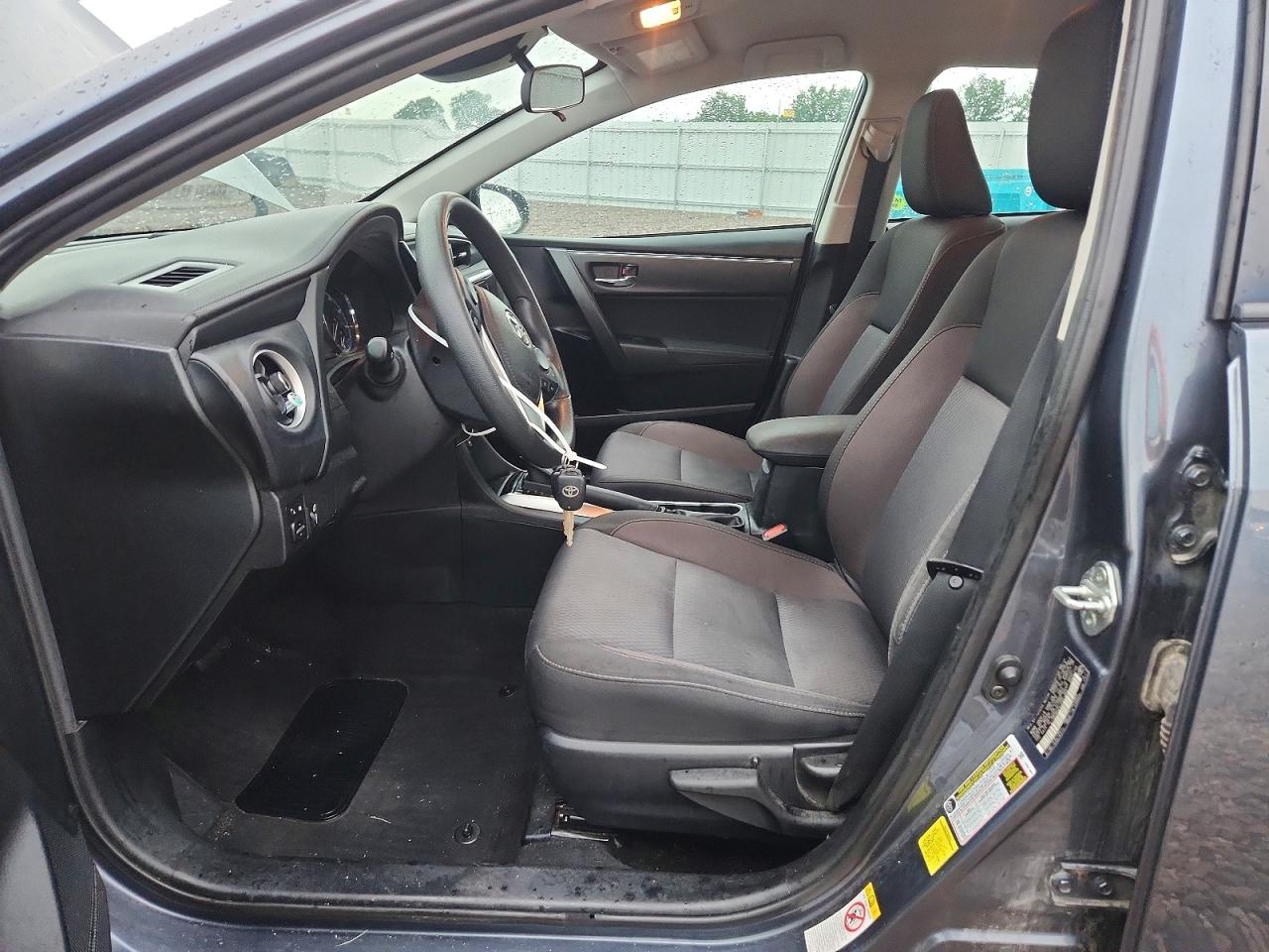 2018 TOYOTA COROLLA LE photo 19