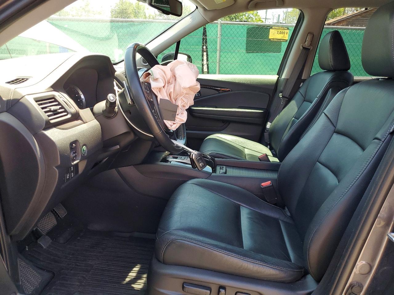 2016 HONDA PILOT TOURING photo 13
