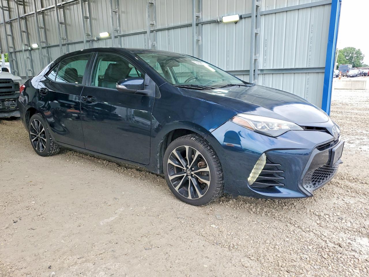 2017 TOYOTA COROLLA SE photo 7