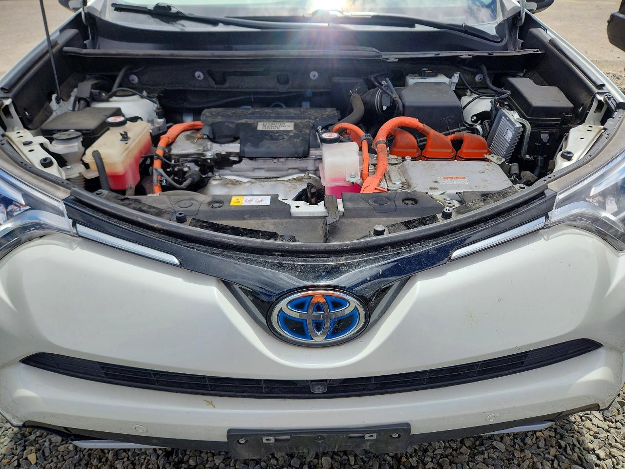 2017 TOYOTA RAV4 HV LIMITED photo 23