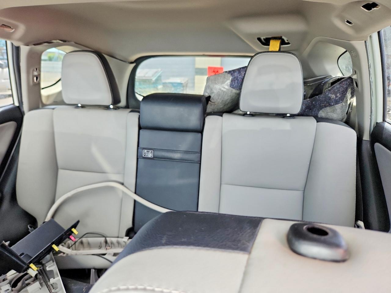 2017 TOYOTA RAV4 HV LIMITED photo 19
