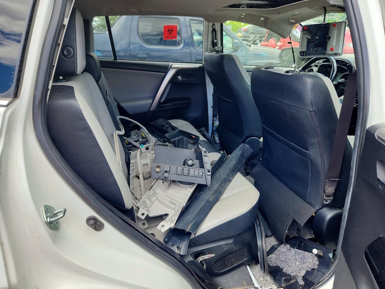 2017 TOYOTA RAV4 HV LIMITED photo 21