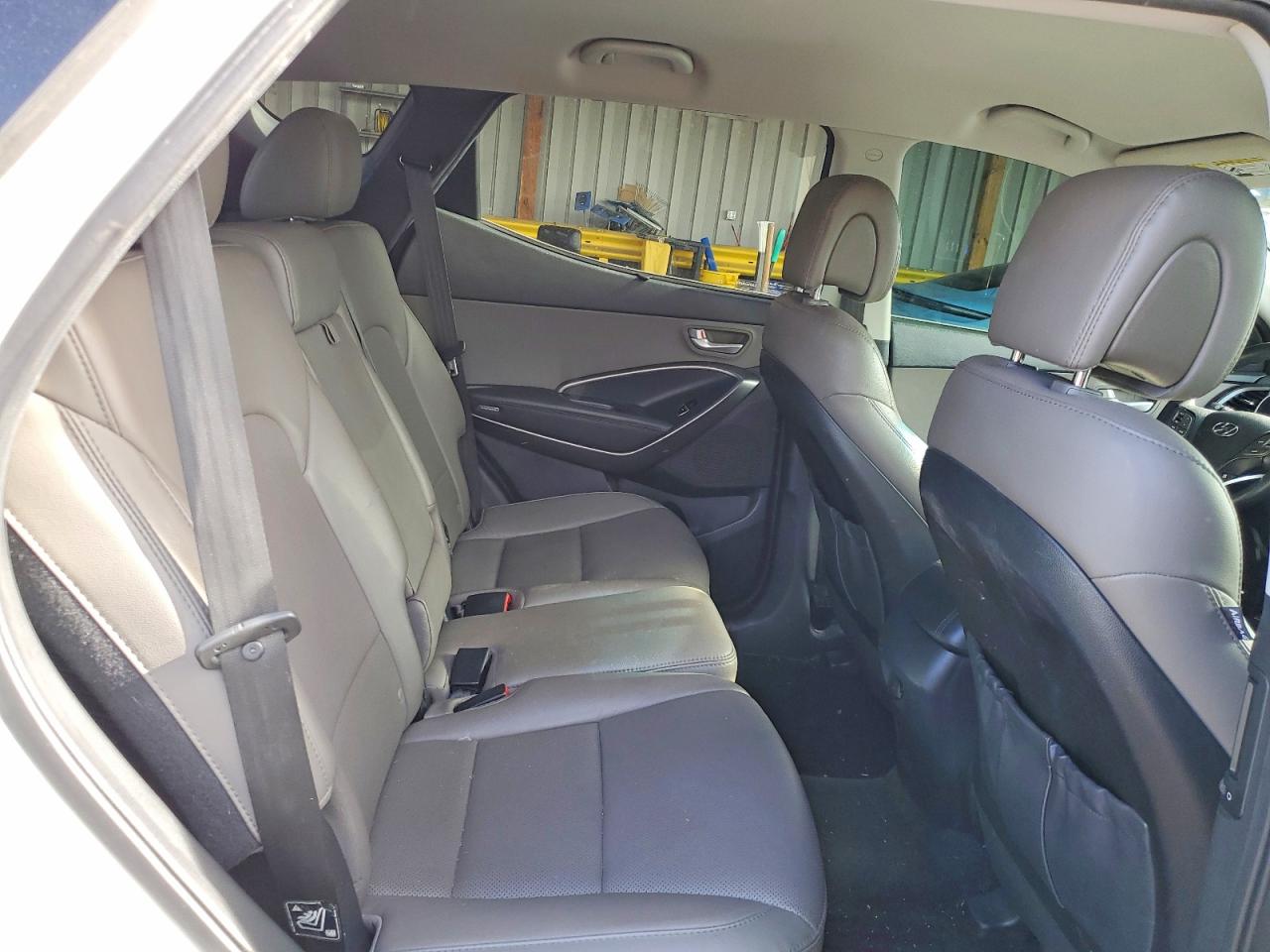 2017 HYUNDAI SANTA FE SPORT 2.4L photo 19
