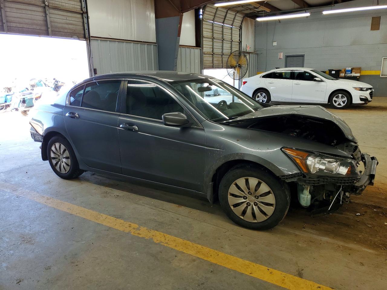 2009 HONDA ACCORD LX photo 7