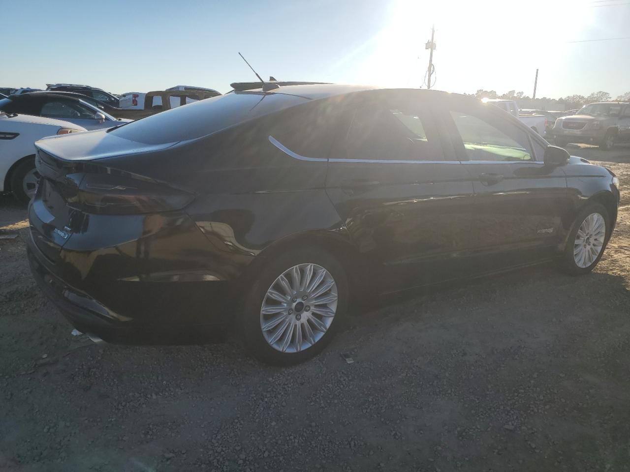 2016 FORD FUSION SE HYBRID photo 9