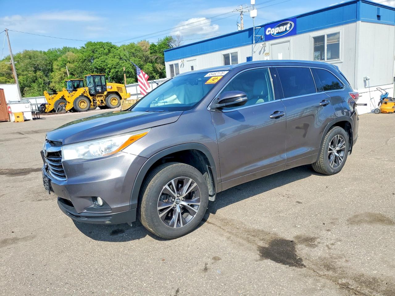 2016 TOYOTA HIGHLANDER
