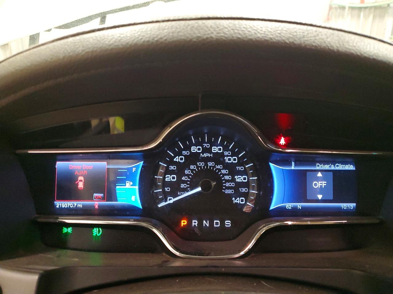 2013 LINCOLN MKS photo 9