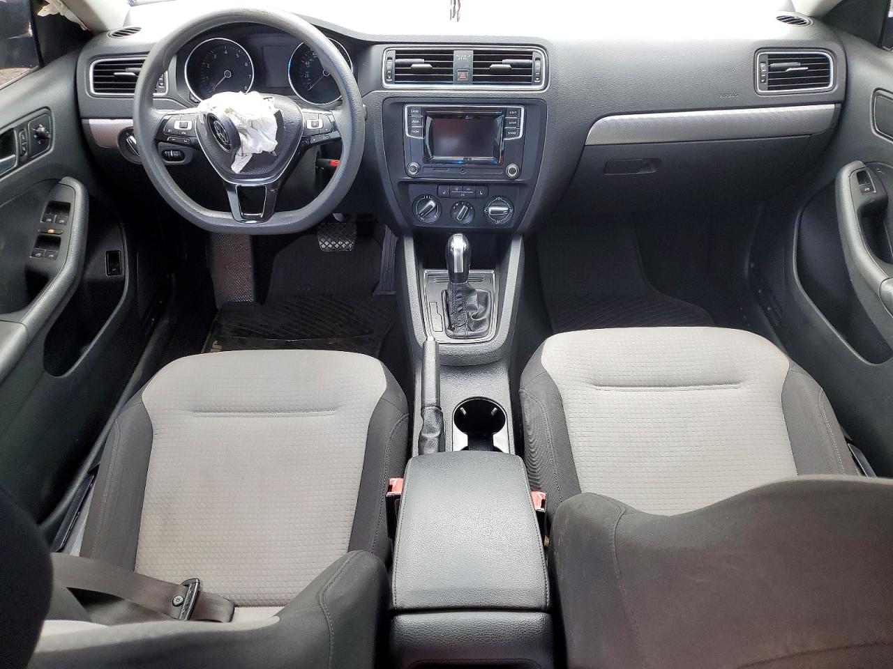 2017 VOLKSWAGEN JETTA S photo 22