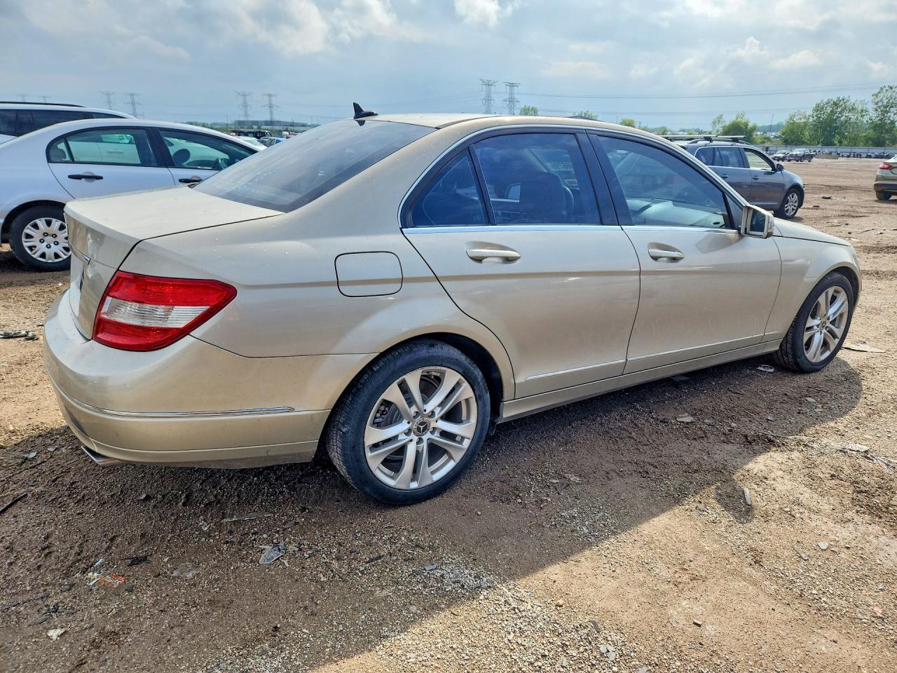 2011 MERCEDES-BENZ C 300 photo 3