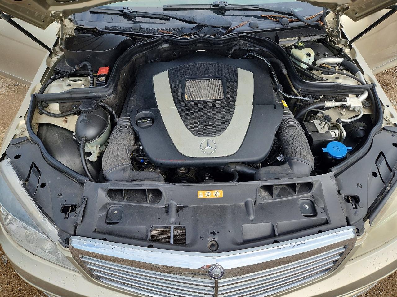 2011 MERCEDES-BENZ C 300 photo 11