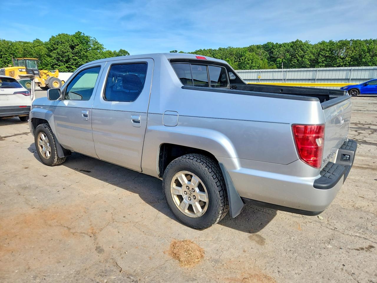 2010 HONDA RIDGELINE RTS photo 2