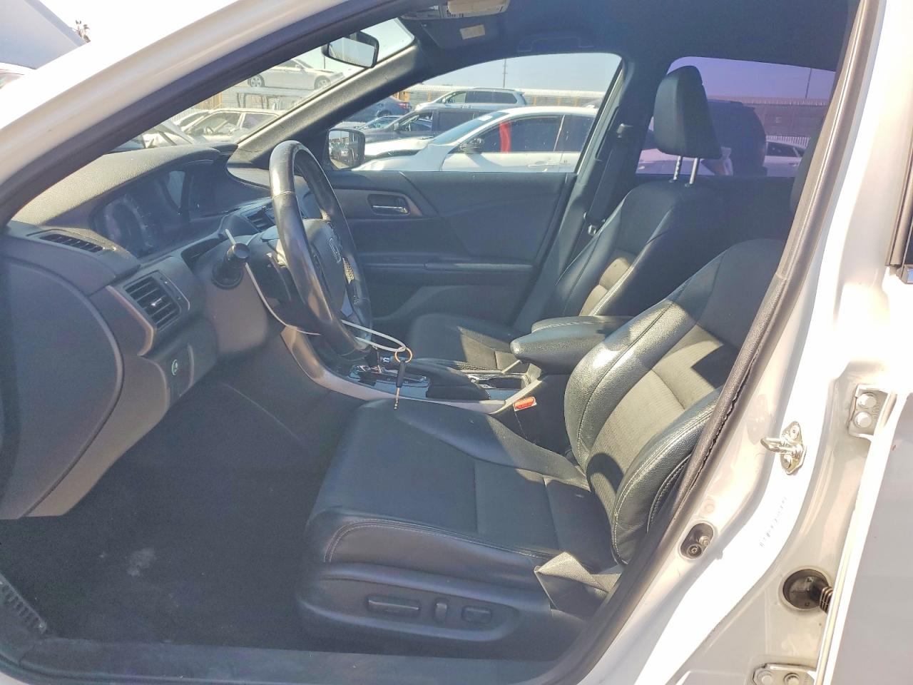 2017 HONDA ACCORD SPORT photo 7