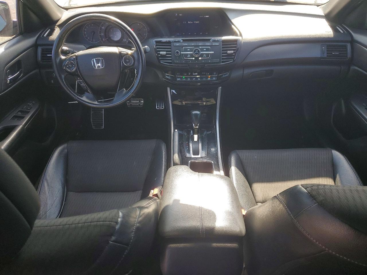 2017 HONDA ACCORD SPORT photo 8